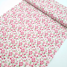 画像をギャラリービューアに読み込む, 【2024NEW】【生地】moda fabrics /Once Upon A Christmas( BAUBLES ON BRANCHES/SNOW)
