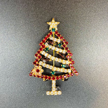 画像をギャラリービューアに読み込む, 【スワロフスキージュエリー】スウィングチャームツリーブローチ/Swing charm tree brooch