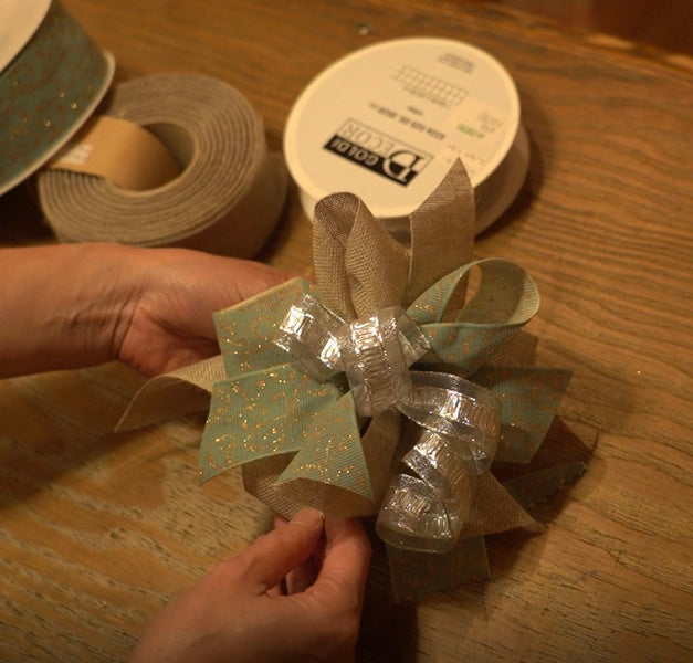 Decorate with ribbon.