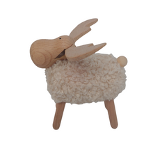 画像をギャラリービューアに読み込む, 【ウッドフィギア】もこもこトナカイ ホワイト A/MocoMoco Reindeer White A
